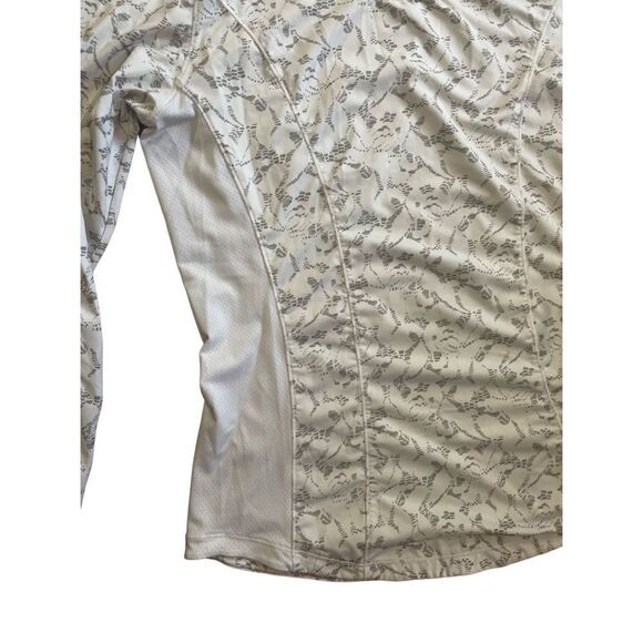 Betsey Johnson Floral Lace Print Sz M Long Sleeve Athletic Top Performance Gray - Picture 8 of 10